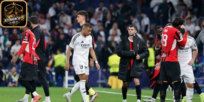 Real Madrid không còn chiều Mbappe, Mourinho và Deschamps sẵn sàng “giải cứu” tiền đạo Pháp 1 Mbappe trở thành tâm điểm khủng hoảng Real